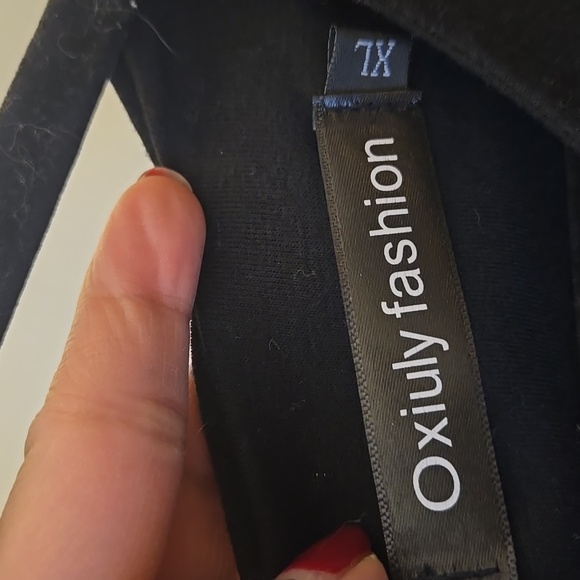 Chic Long Sleeve Black Floral Dress With POCKETS on Each Side!! - Picture 4 of 8